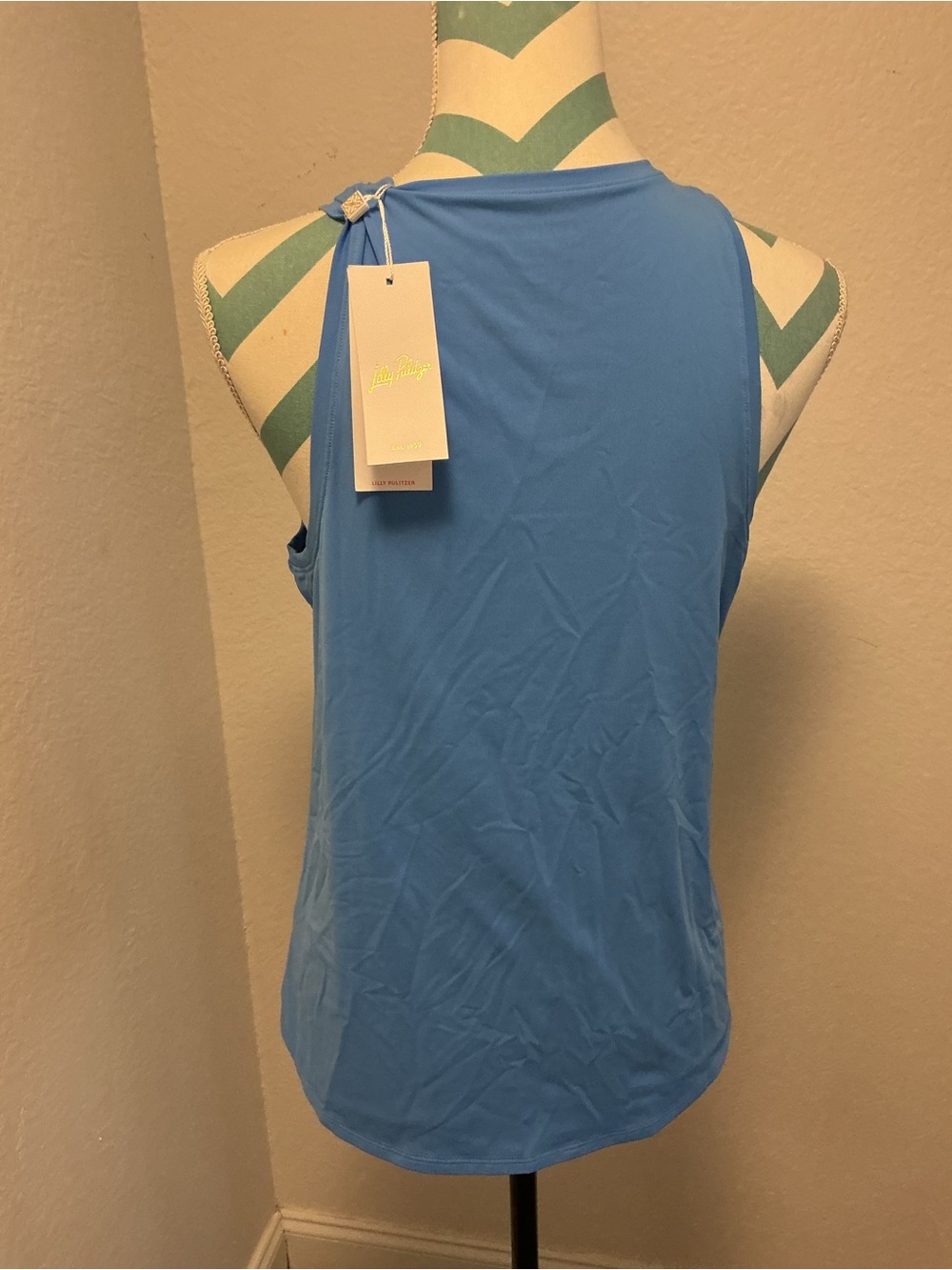 Lilly Pulitzer Wesley Active Tank UPF 50  Sunwashed Blue - Picture 2 of 3